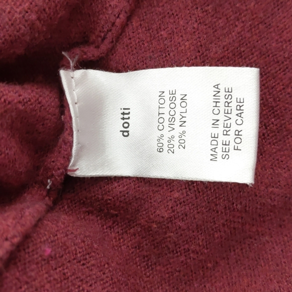 Dotti Women's Top Size Small Maroon 3/4 Sleeve Hi-Low Hem Round Neckline Jumper - Picture 13 of 14